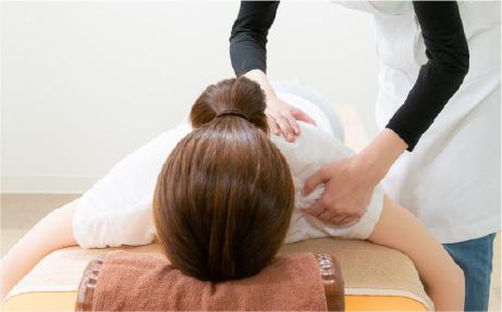 ほねラボ整骨院 我孫子市の我孫子駅北口院 背中の痛みのアイコン